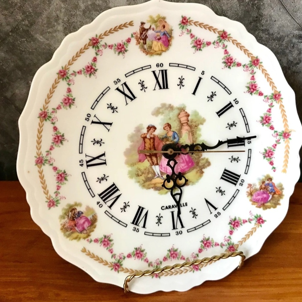 Fragonard Limoges Caravelle 10 Inch Porcelain Wall Clock Le Trefle France